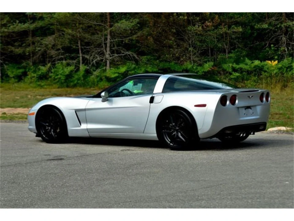 2011 Chevrolet Corvette C6 - Image 13 of 31