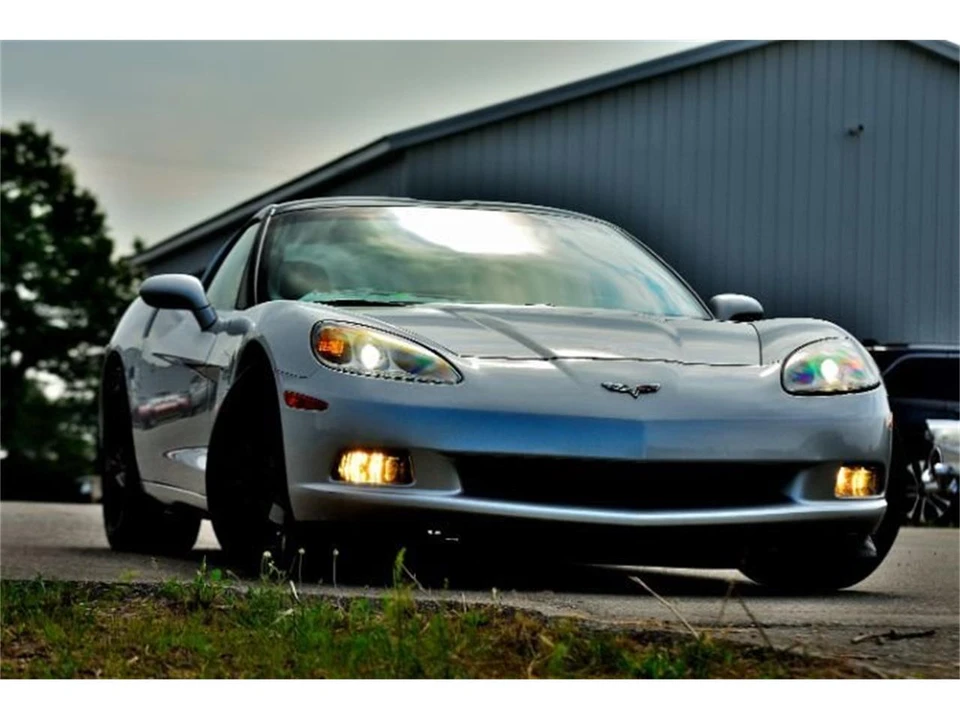 2011 Chevrolet Corvette C6 - Image 25 of 31