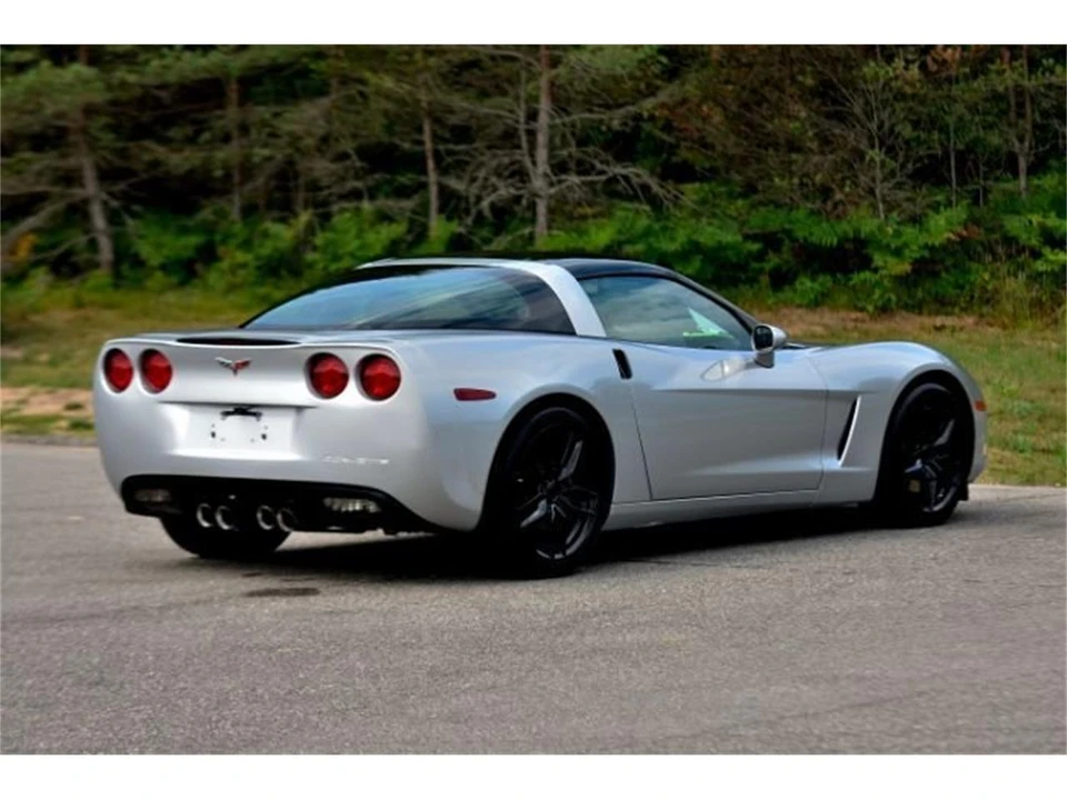 2011 Chevrolet Corvette C6 - Image 18 of 31