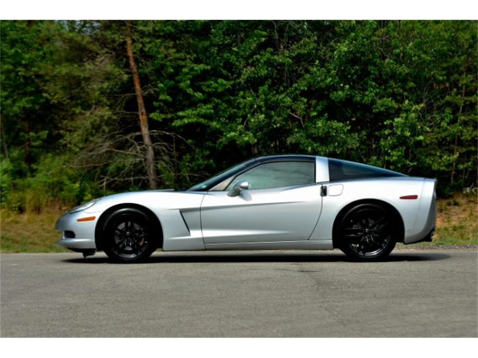 2011 Chevrolet Corvette C6 - Image 9 of 30