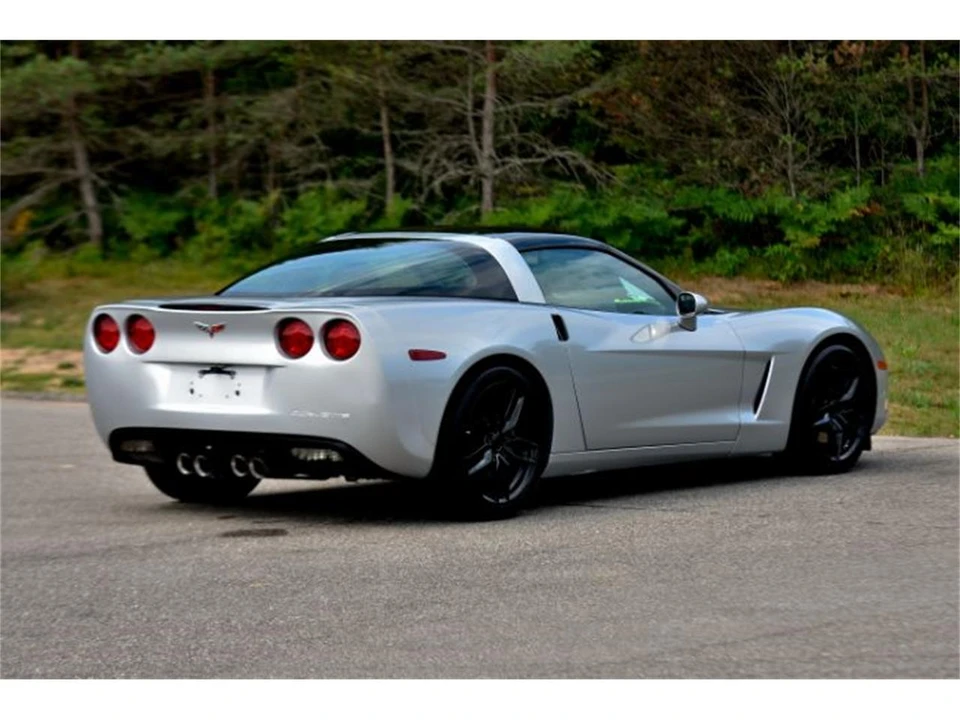 2011 Chevrolet Corvette C6 - Image 18 of 30