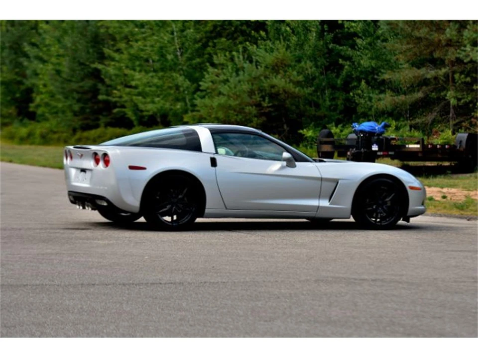 2011 Chevrolet Corvette C6 - Image 20 of 30