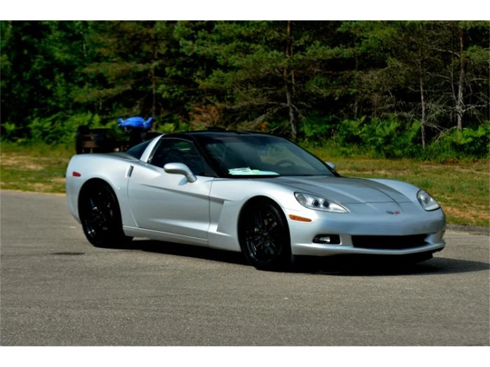 2011 Chevrolet Corvette C6 - Image 24 of 30