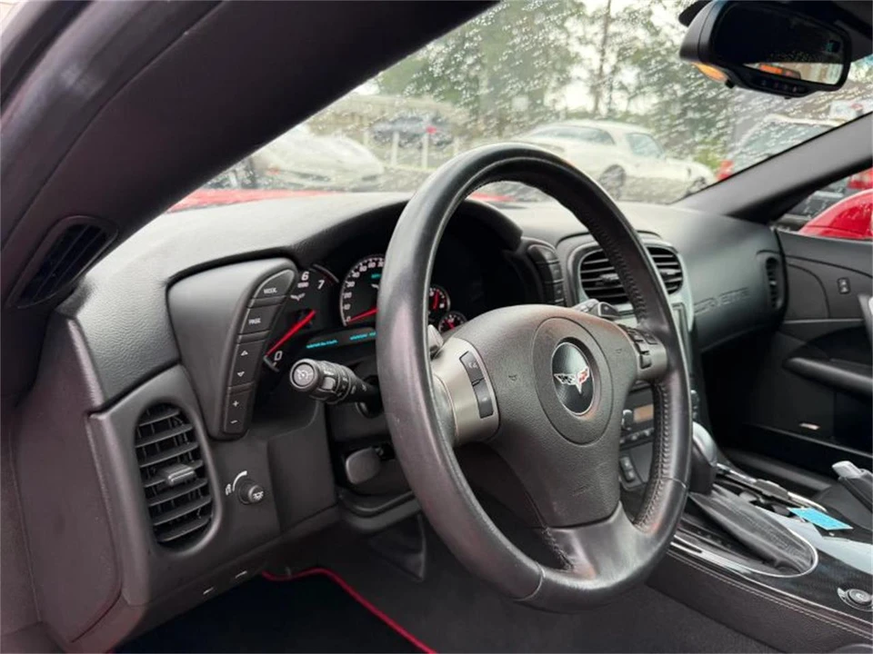 2011 Chevrolet Corvette C6 - Image 17 of 31