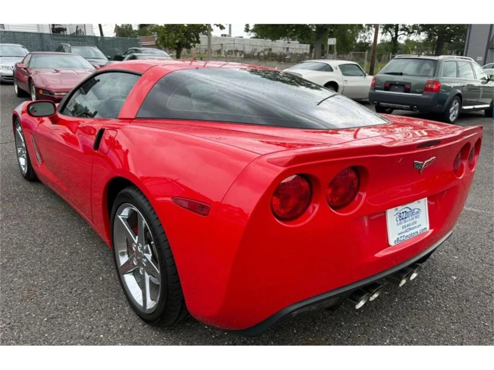 2011 Chevrolet Corvette C6 - Image 8 of 31
