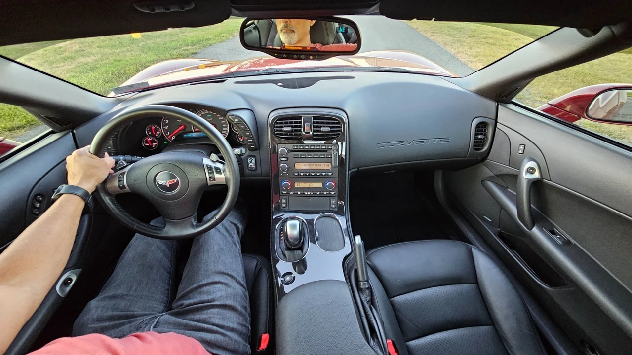 2011 Chevrolet Corvette C6 - Image 14 of 15