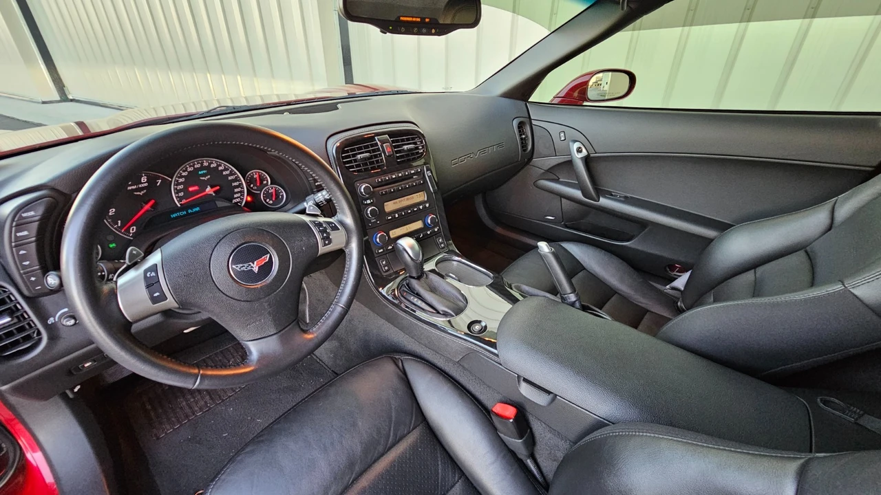 2011 Chevrolet Corvette C6 - Image 12 of 15