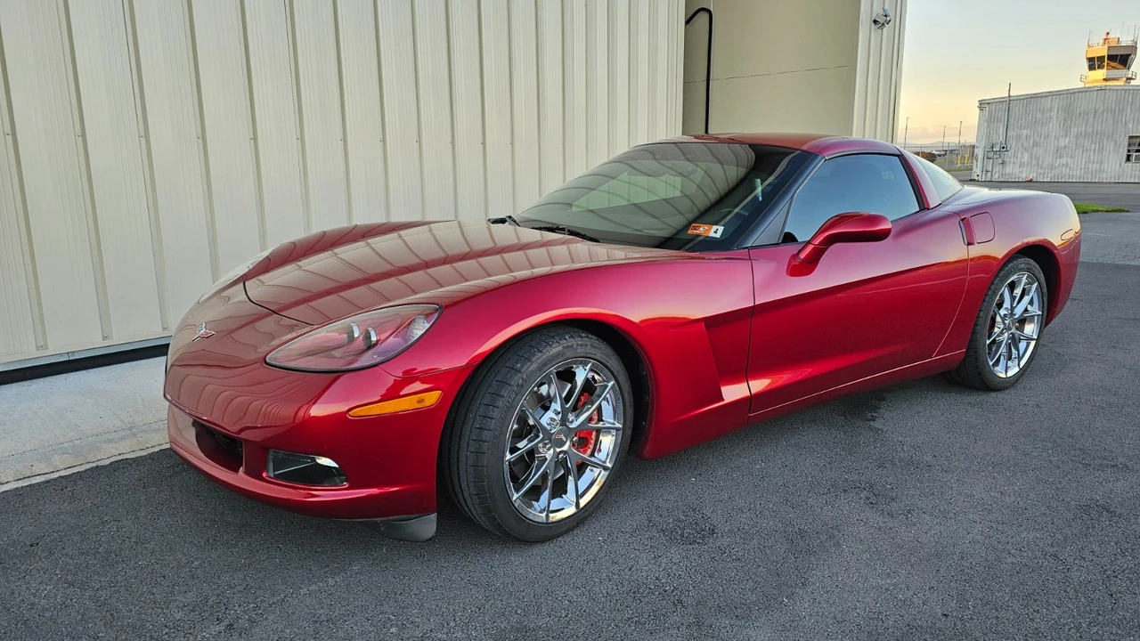 2011 Chevrolet Corvette C6 - Image 4 of 15