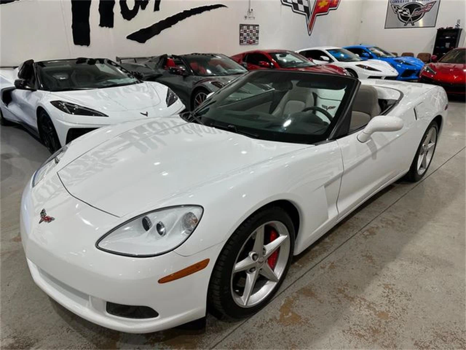 2011 Chevrolet Corvette C6 - Image 20 of 30