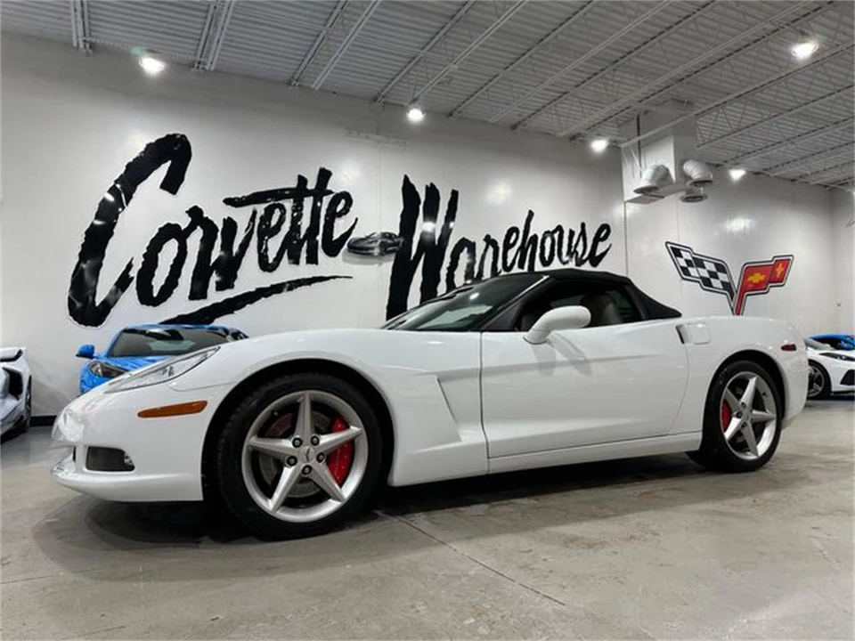 2011 Chevrolet Corvette C6 - Image 19 of 30