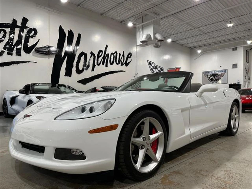 2011 Chevrolet Corvette C6 - Image 22 of 30