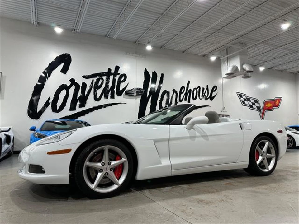 2011 Chevrolet Corvette C6 - Image 24 of 30