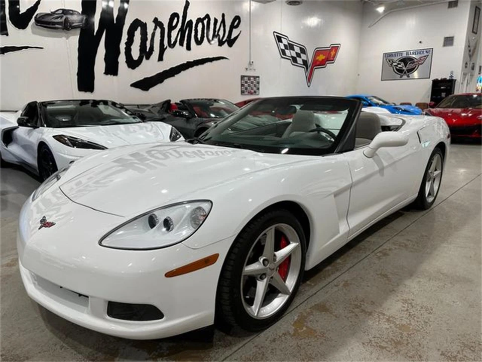 2011 Chevrolet Corvette C6 - Image 27 of 30