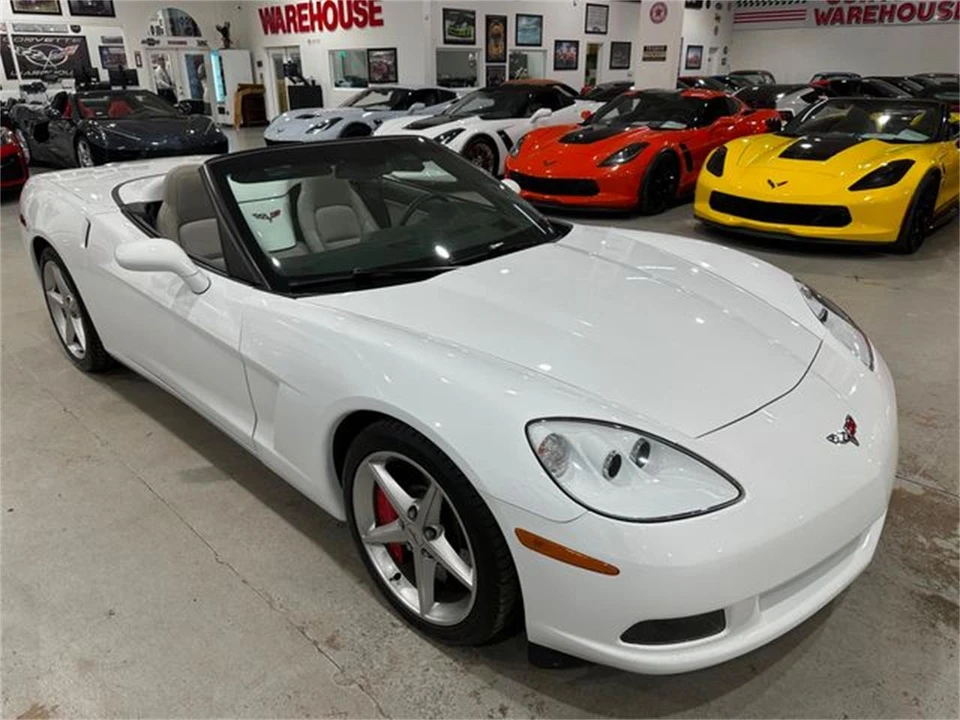2011 Chevrolet Corvette C6 - Image 29 of 30