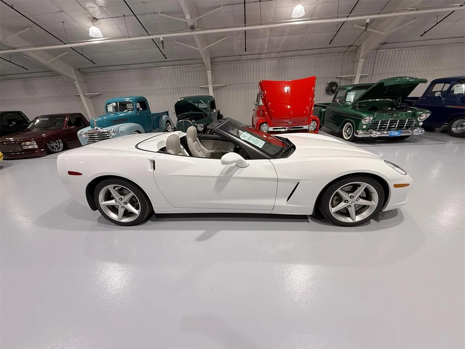 2011 Chevrolet Corvette C6 - Image 8 of 28