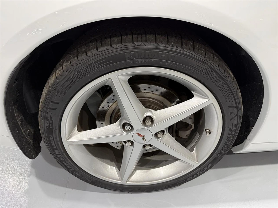2011 Chevrolet Corvette C6 - Image 13 of 28