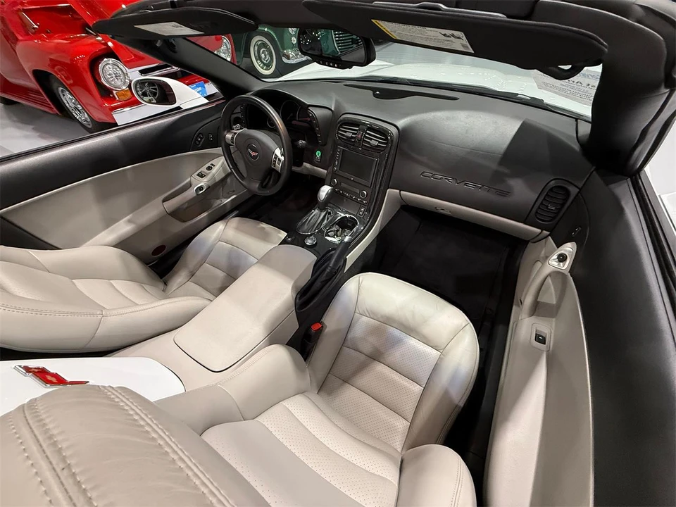 2011 Chevrolet Corvette C6 - Image 20 of 28