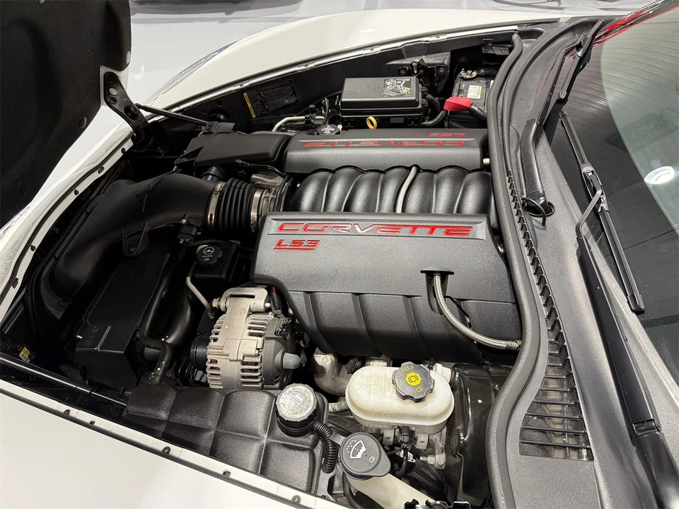 2011 Chevrolet Corvette C6 - Image 22 of 28