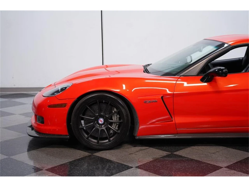 2011 Chevrolet Corvette C6 - Image 20 of 31