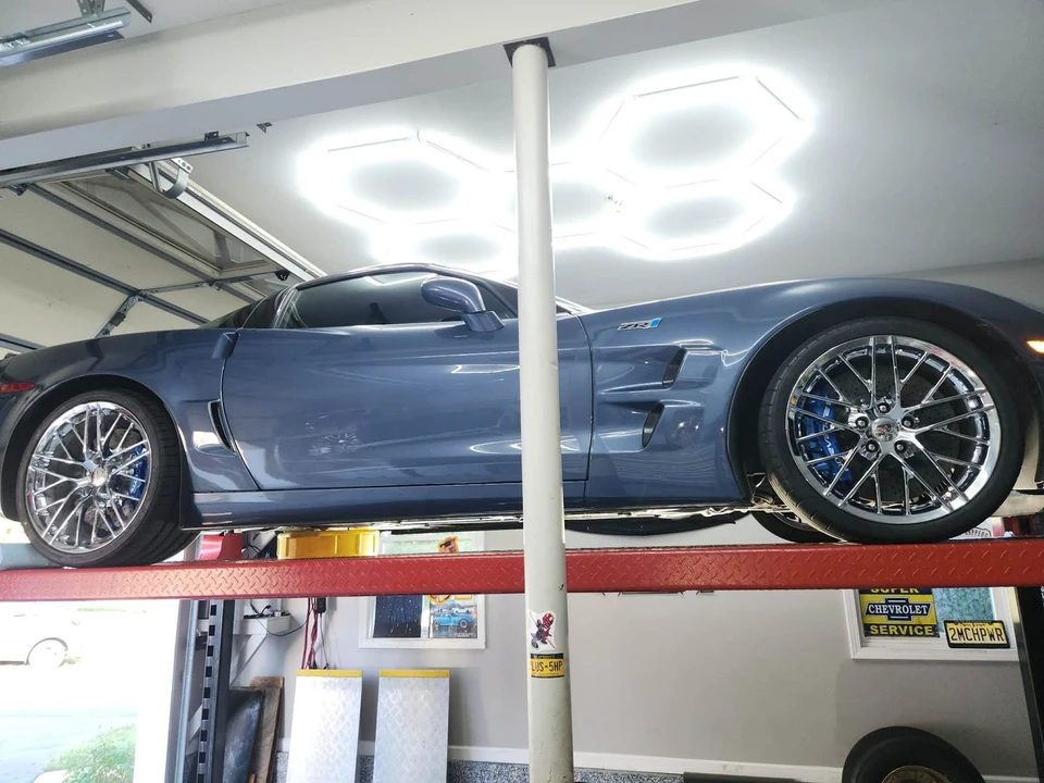 2011 Chevrolet Corvette C6 - Image 14 of 31
