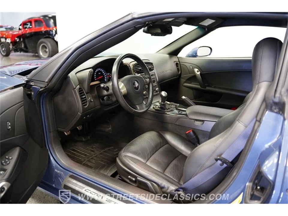 2011 Chevrolet Corvette C6 - Image 2 of 31