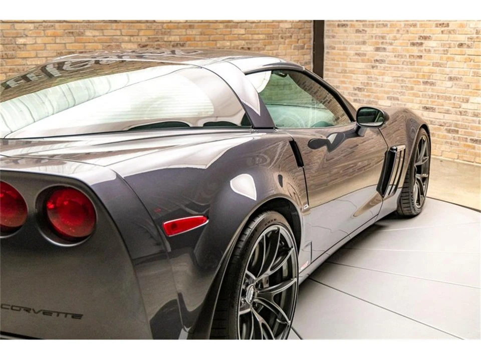 2011 Chevrolet Corvette C6 - Image 28 of 31
