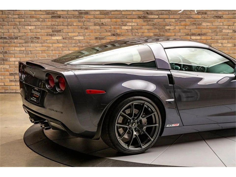 2011 Chevrolet Corvette C6 - Image 9 of 31