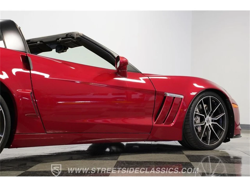 2011 Chevrolet Corvette C6 - Image 27 of 31