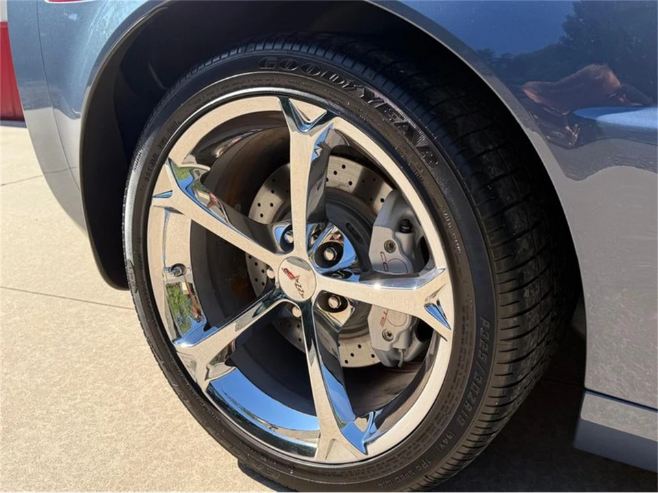 2011 Chevrolet Corvette C6 - Image 22 of 31