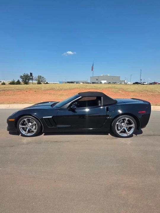 2011 Chevrolet Corvette C6 - Image 2 of 2
