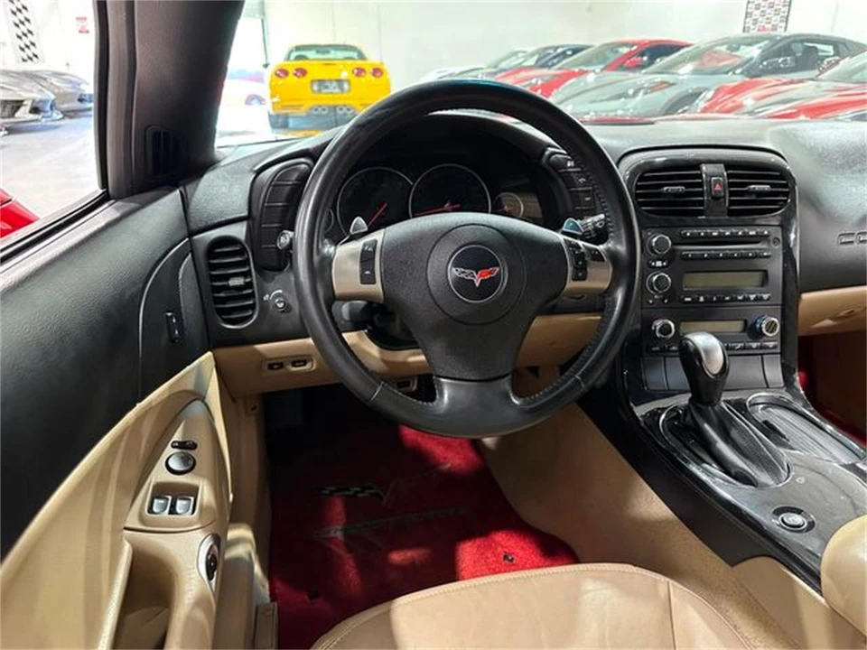 2011 Chevrolet Corvette C6 - Image 7 of 30