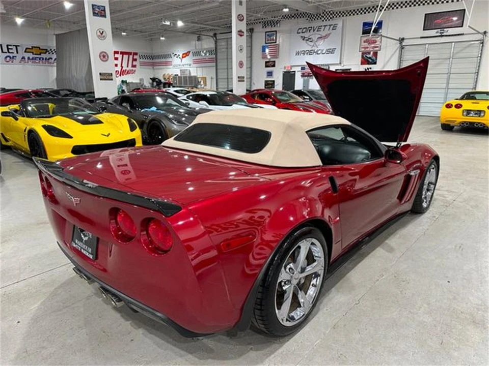 2011 Chevrolet Corvette C6 - Image 27 of 30