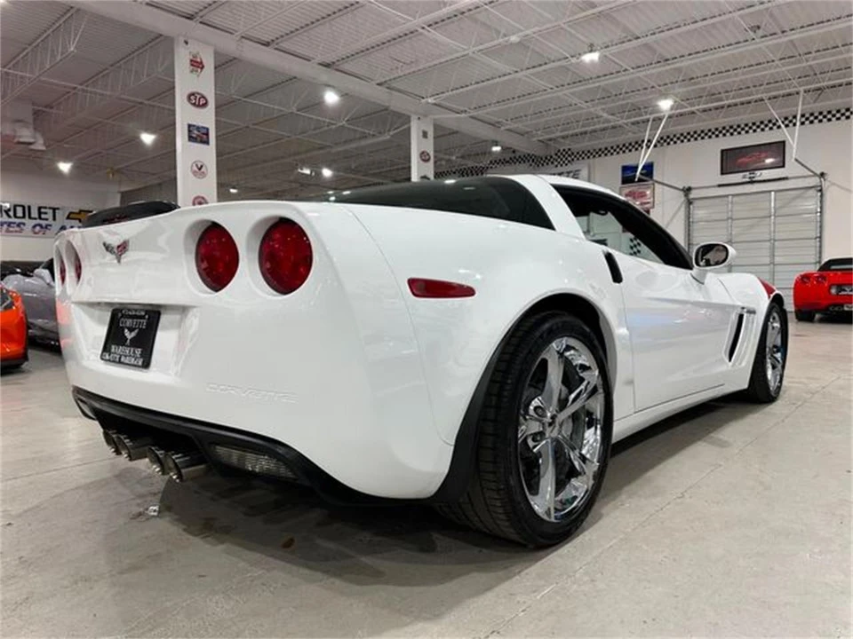 2011 Chevrolet Corvette C6 - Image 3 of 30
