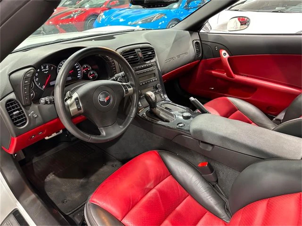 2011 Chevrolet Corvette C6 - Image 12 of 30