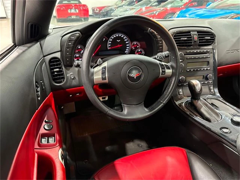 2011 Chevrolet Corvette C6 - Image 7 of 30
