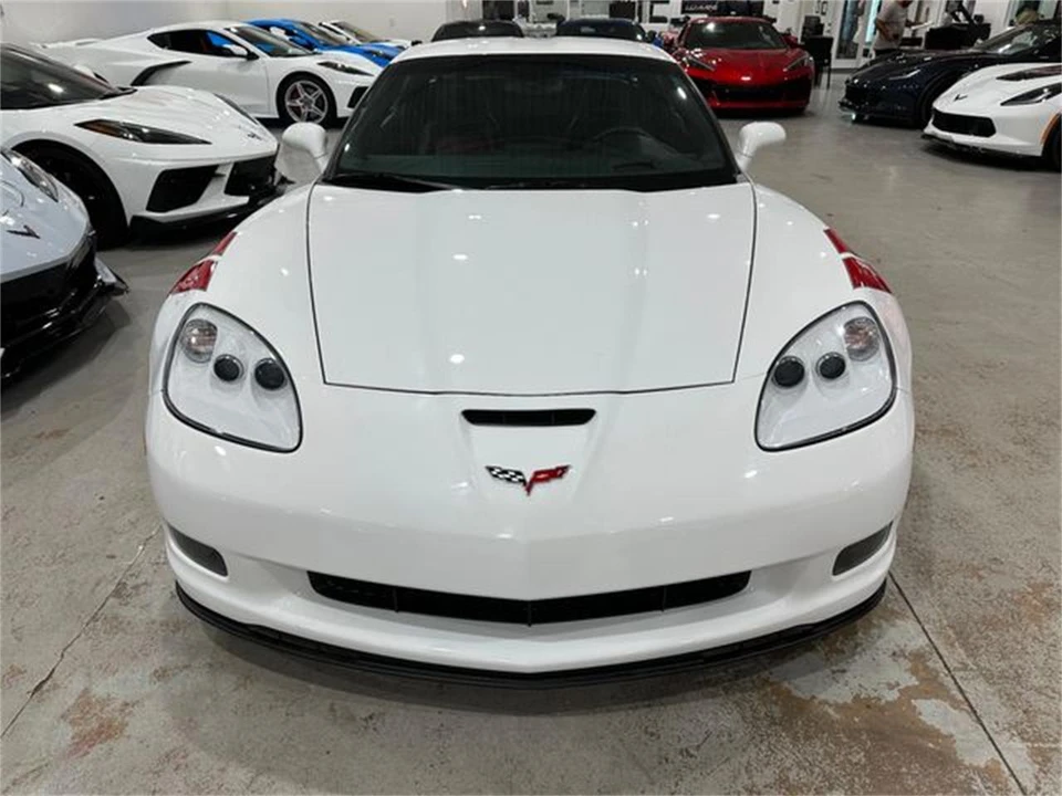 2011 Chevrolet Corvette C6 - Image 24 of 30