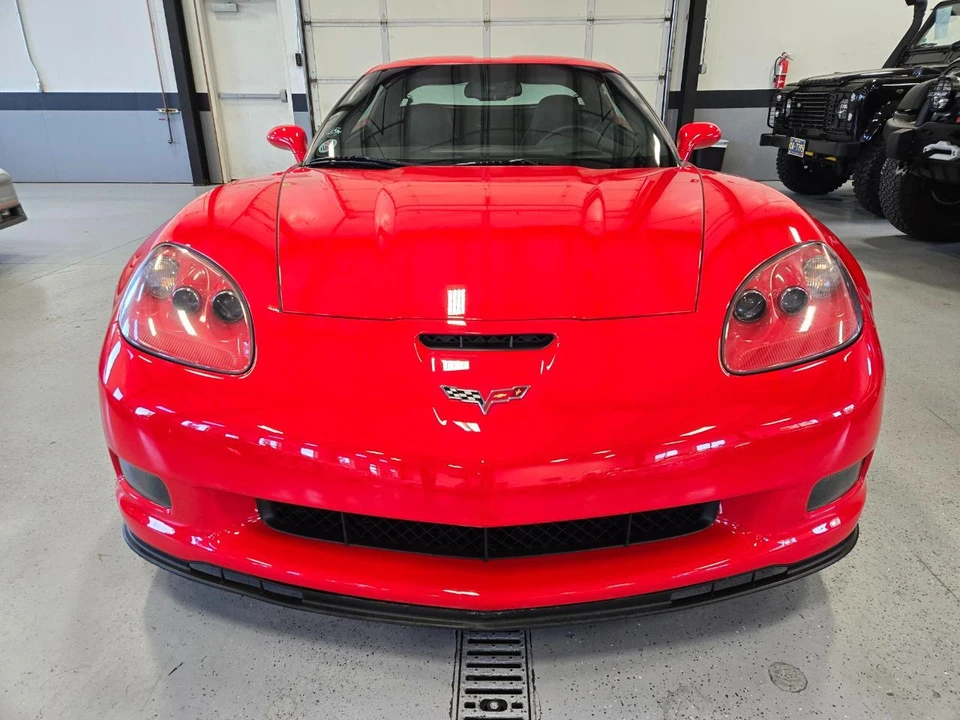 2011 Chevrolet Corvette C6 - Image 3 of 17