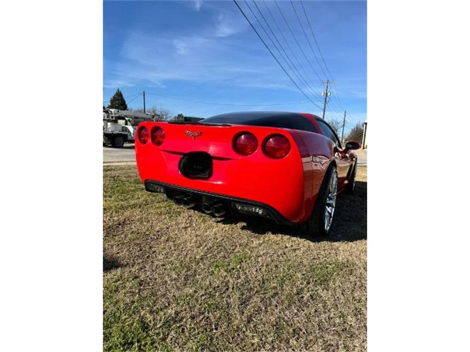 2011 Chevrolet Corvette C6 - Image 2 of 25