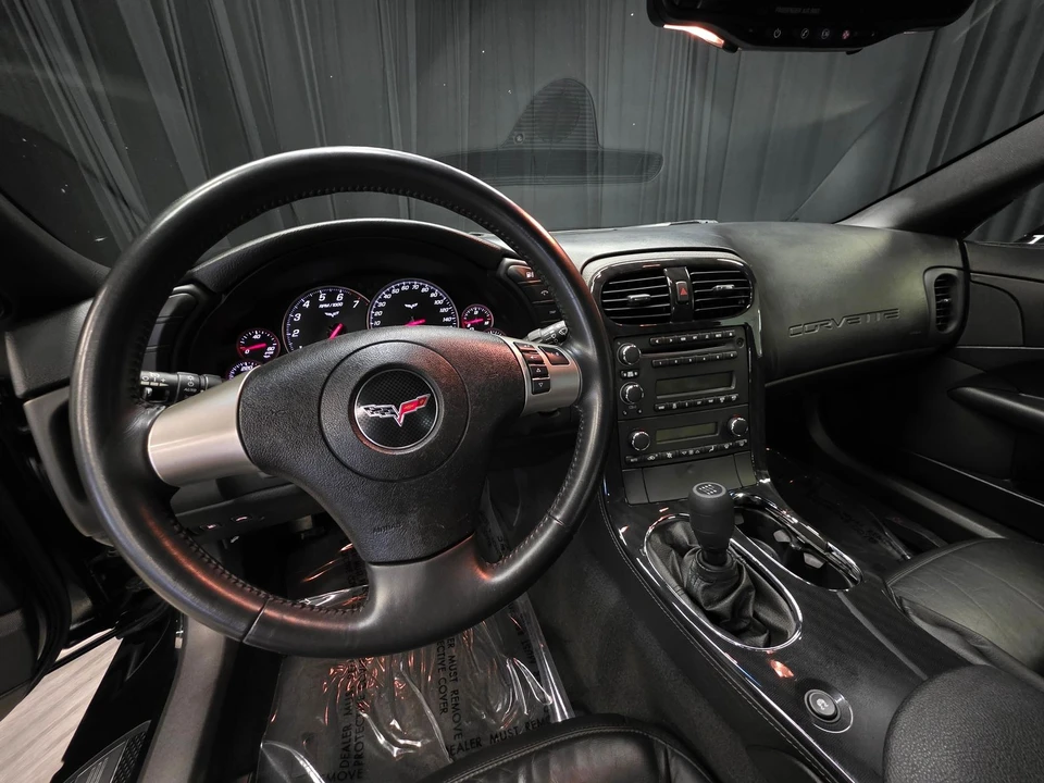 2011 Chevrolet Corvette C6 - Image 24 of 31