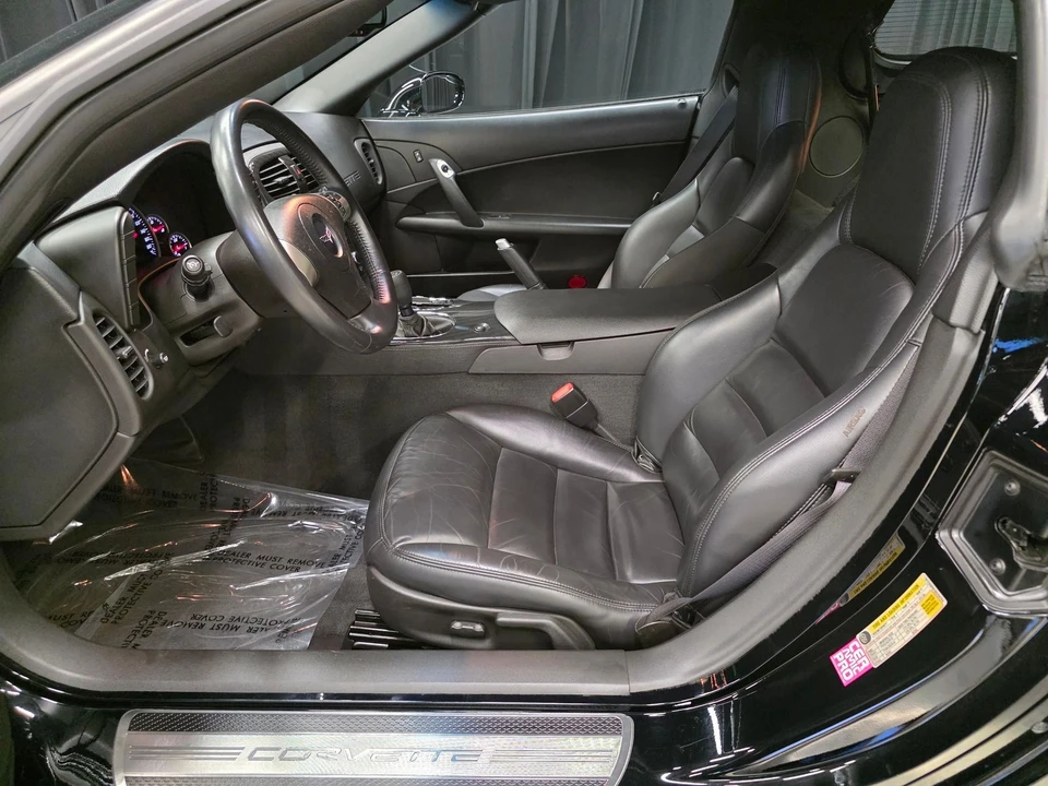 2011 Chevrolet Corvette C6 - Image 19 of 31