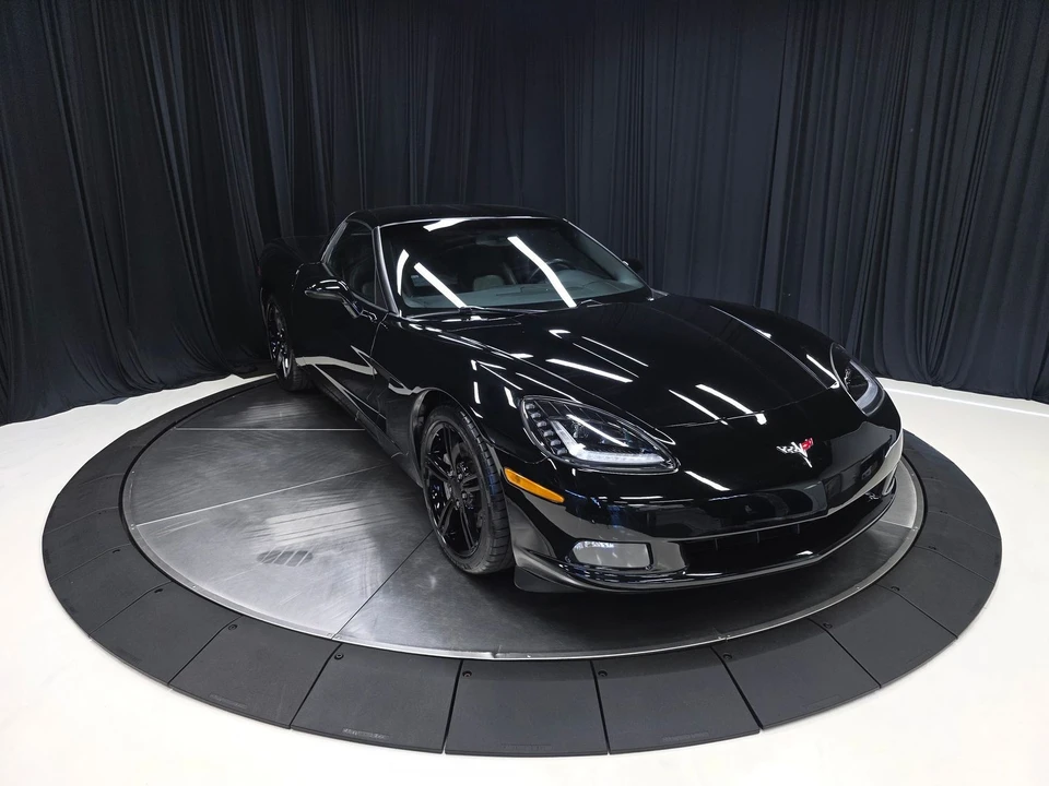 2011 Chevrolet Corvette C6 - Image 8 of 31