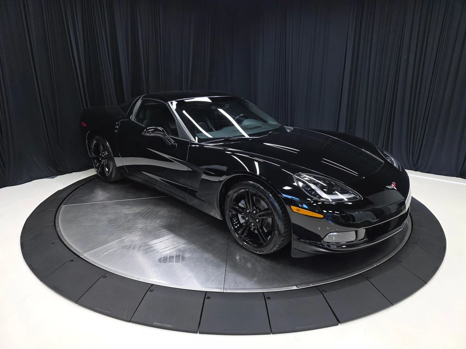2011 Chevrolet Corvette C6 - Image 16 of 31