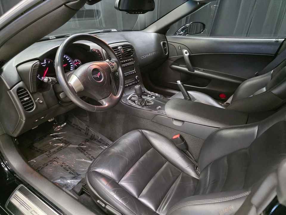 2011 Chevrolet Corvette C6 - Image 22 of 31