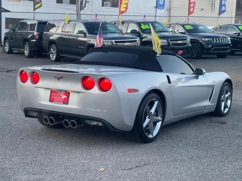 2011 Chevrolet Corvette C6 - Image 6 of 12