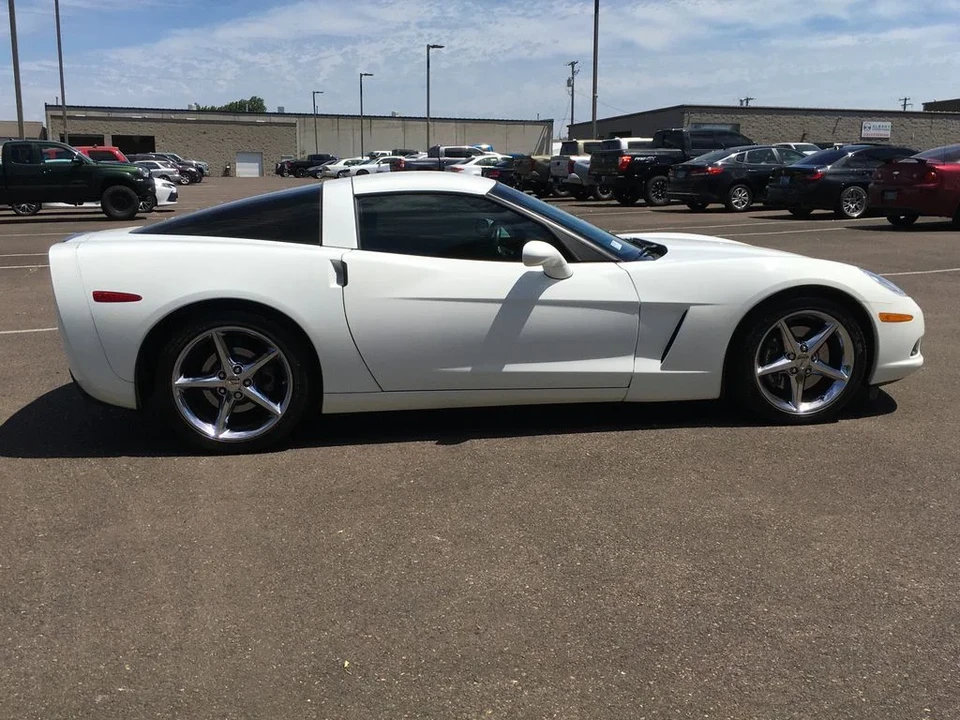 2011 Chevrolet Corvette C6 - Image 7 of 10
