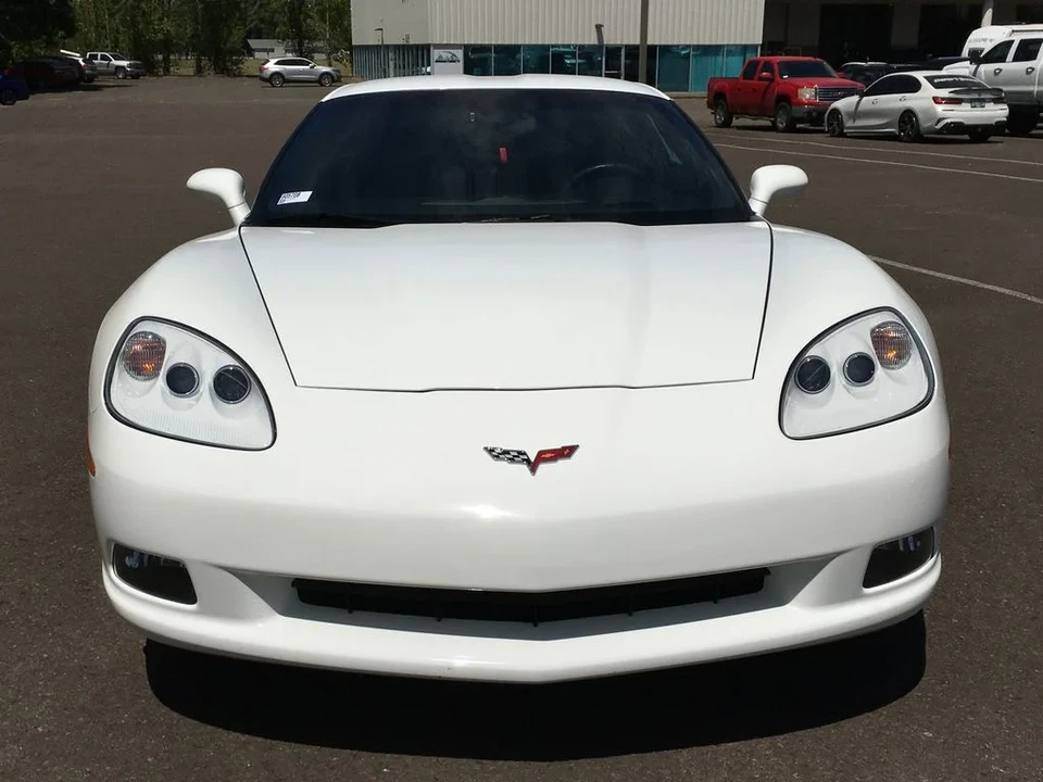 2011 Chevrolet Corvette C6 - Image 9 of 10