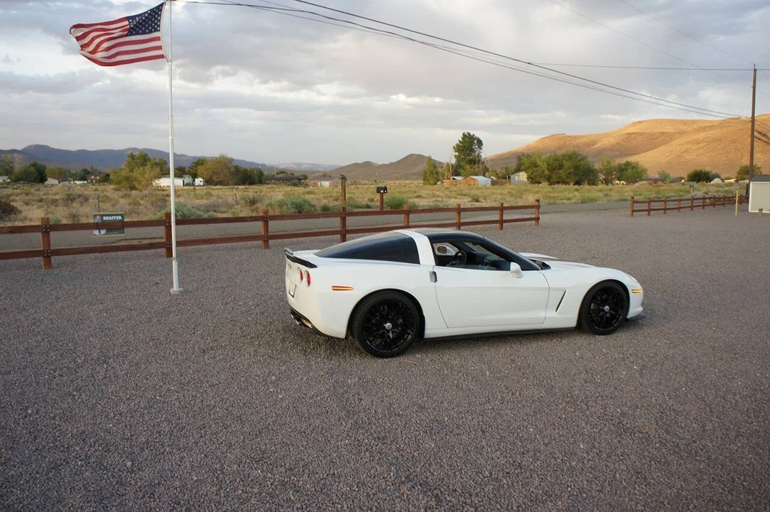 2011 Chevrolet Corvette C6 - Image 16 of 31