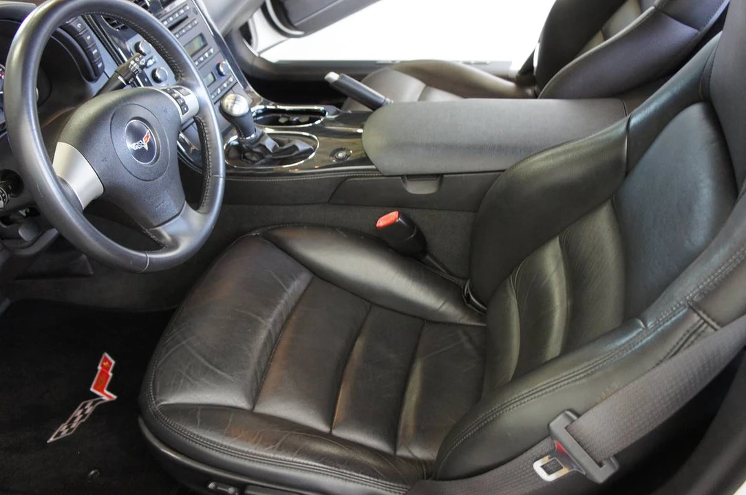 2011 Chevrolet Corvette C6 - Image 15 of 24