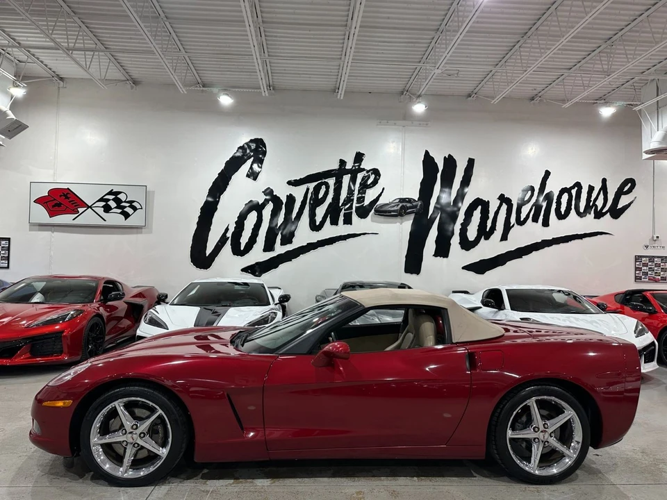 2011 Chevrolet Corvette C6 - Image 2 of 11