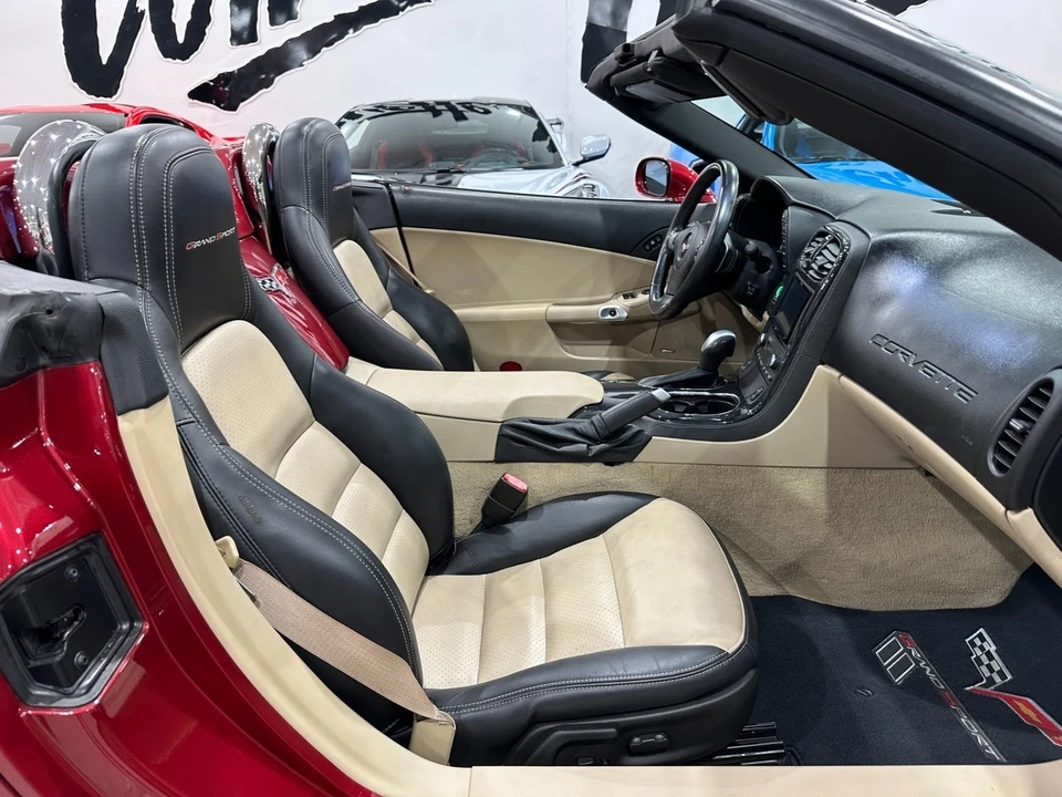 2011 Chevrolet Corvette C6 - Image 19 of 21